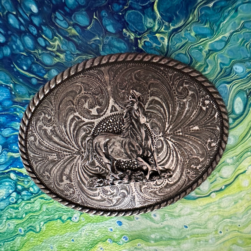 Montana silversmiths horse equine cowboy cowgirl belt buckle